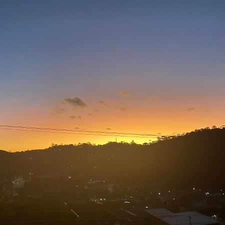 Kitnet Aconchegante Em Bairro Nobre Bem Localizado Daire Campos do Jordao Dış mekan fotoğraf